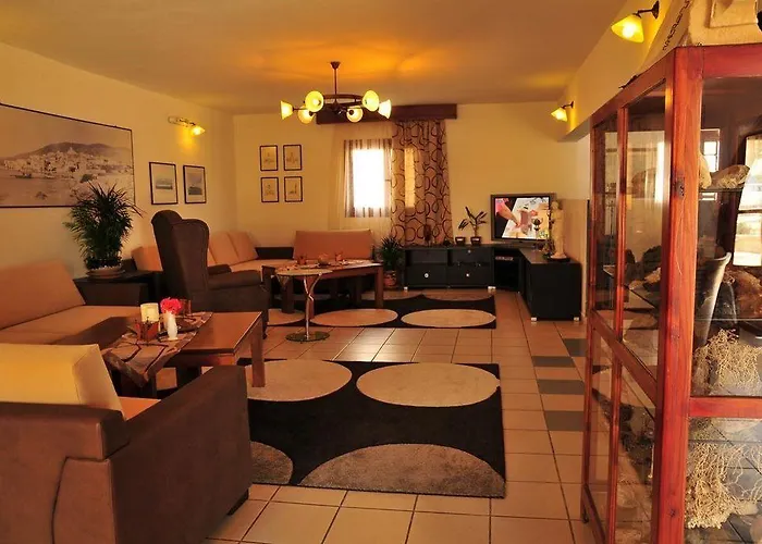 Portiani Hotel Adámas