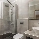 Hotel Portiani Adamantas (Milos)