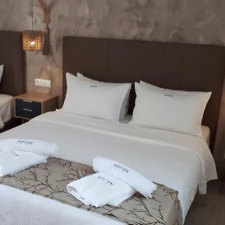 Hotel Portiani Adamantas (Milos)