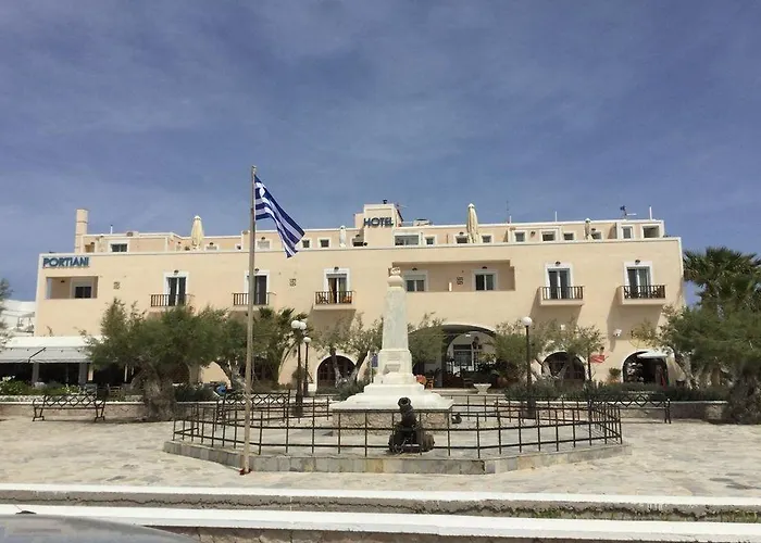 Hotel Portiani Adamantas (Milos)